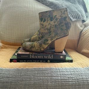 Rag & Bone Floral Boots